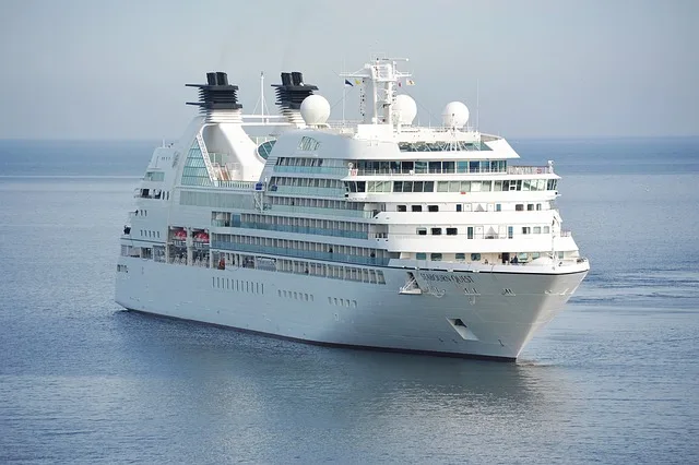 From Pole to Pole: Unforgettable Cruise Vacations to the Ends of the Earth