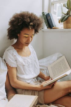 11 Must-Read Books for Your Summer Reading List: Women Who Travel Book Club