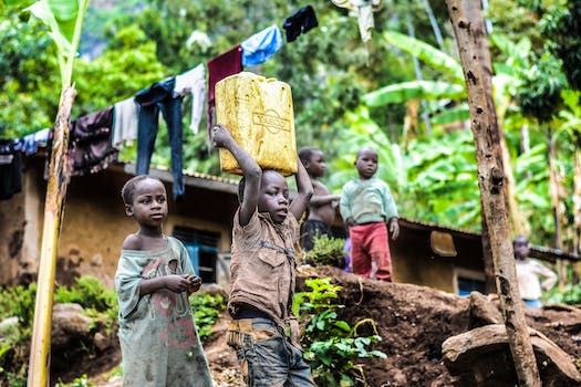 Confronting America's Child Labor Problem: The Photographer's Impact - Travel With Glen Confronting America's Child Labor Problem: The Photographer's Impact