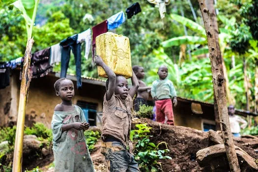Confronting America's Child Labor Problem: The Photographer's Impact - Travel With Glen Confronting America's Child Labor Problem: The Photographer's Impact