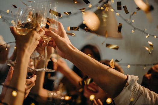 Tips for Delivering an Unforgettable Toast at Any Event