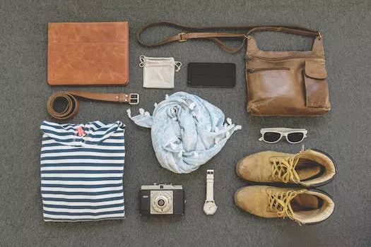 8 Travel Editor-Approved Outfit Choices for Flights - Travel With Glen 8 Travel Editor-Approved Outfit Choices for Flights
