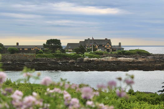 Top 19 Airbnb Rentals in Maine: Exploring Kennebunkport to Acadia (2023) - Travel With Glen Top 19 Airbnb Rentals in Maine: Exploring Kennebunkport to Acadia (2023)