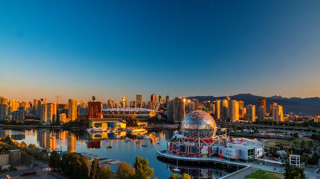 Top 15 Vancouver Airbnb Rentals in 2023: Houseboats, Penthouses, and Beach Homes